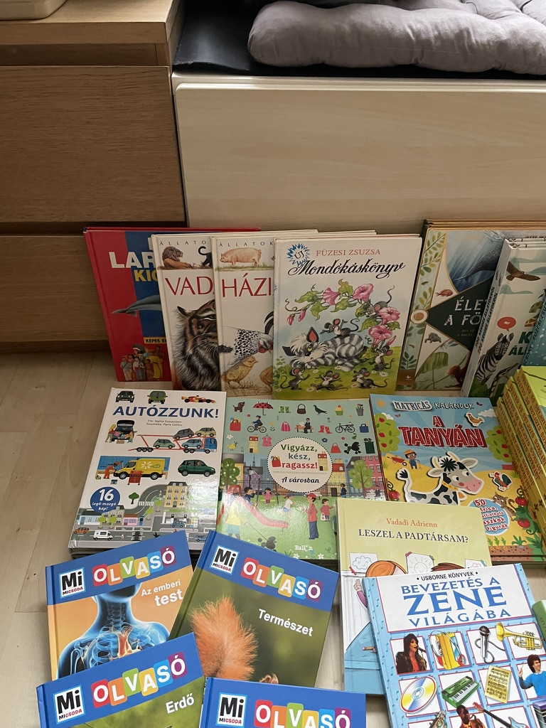 Libri book donation – photo 2